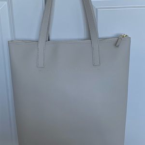 New Mark and Graham daily leather tote bag.